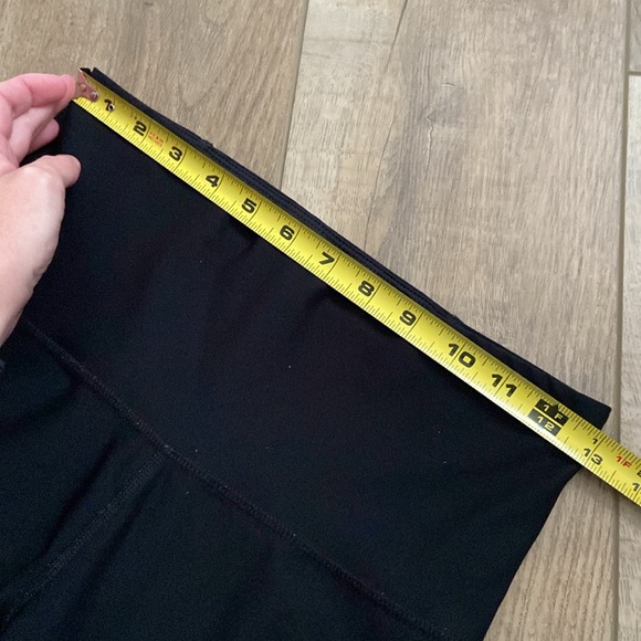 Xersion Mesh Leggings - Picture 5 of 6